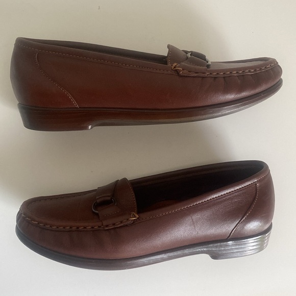 SAS Tripad Comfort Foot Bed Size 7 Brown Leather Penny Slip On Loafers w/ Buckle - Picture 7 of 15